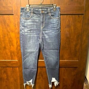 American Eagle Curvy High Rise Cropped Jean